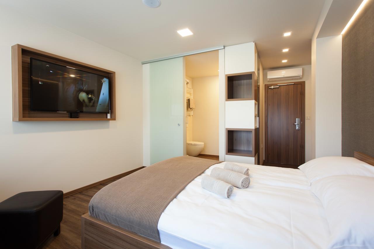 Hotel Pomaranca Птуй Екстериор снимка