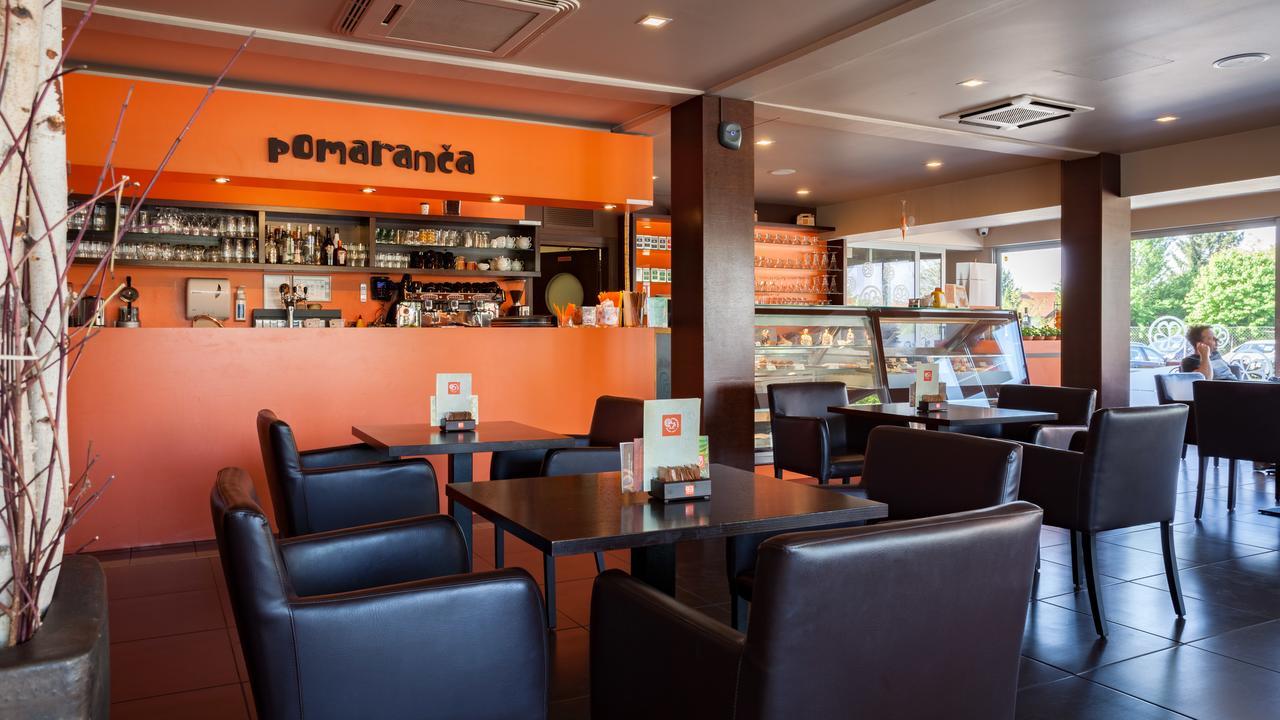 Hotel Pomaranca Птуй Екстериор снимка