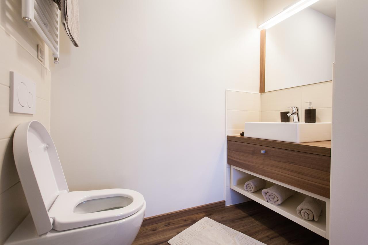 Hotel Pomaranca Птуй Екстериор снимка